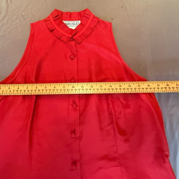 Carlisle 100% Silk Red Button Front Sleeveless Blouse Size 12/Large MSRP$225 - Picture 4 of 9